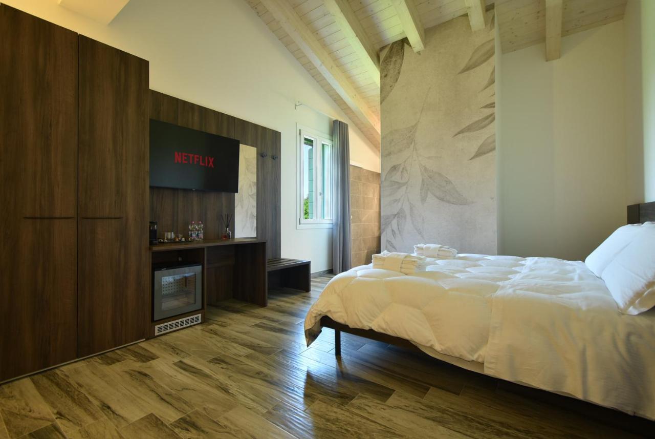Royal Garden Luxury Rooms Padova Exterior foto