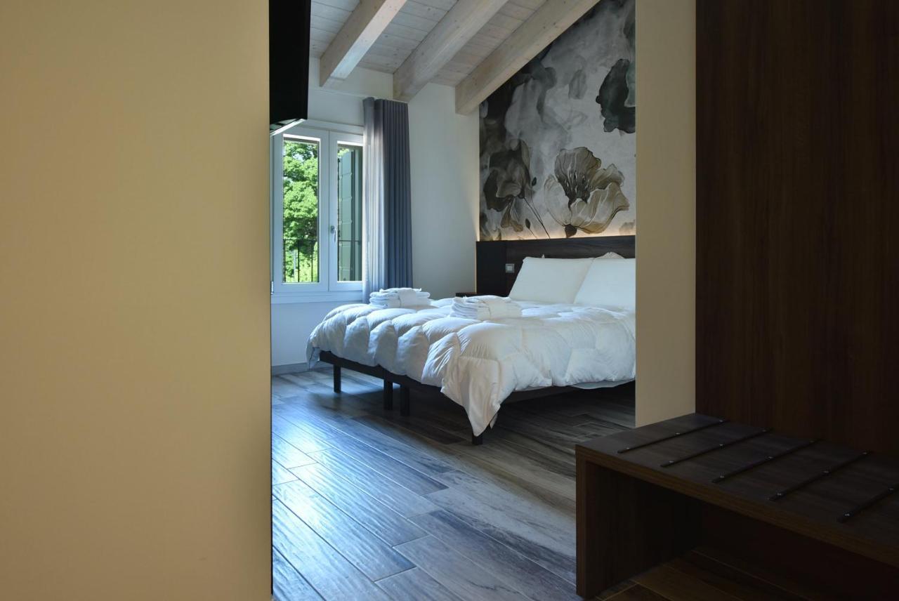 Royal Garden Luxury Rooms Padova Exterior foto