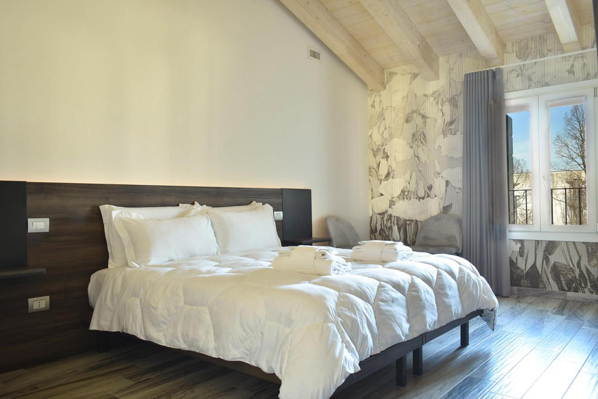 Royal Garden Luxury Rooms Padova Exterior foto