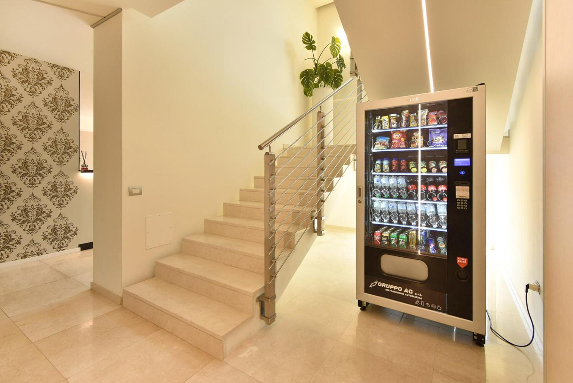 Royal Garden Luxury Rooms Padova Exterior foto